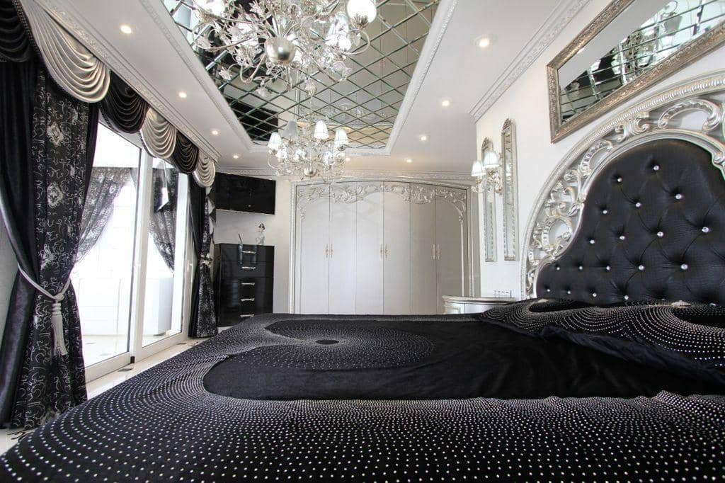 6 soveværelse Villa til salg i La Caleta Adeje med swimmingpool garage - € 4.500.000 (Ref: 8911326)