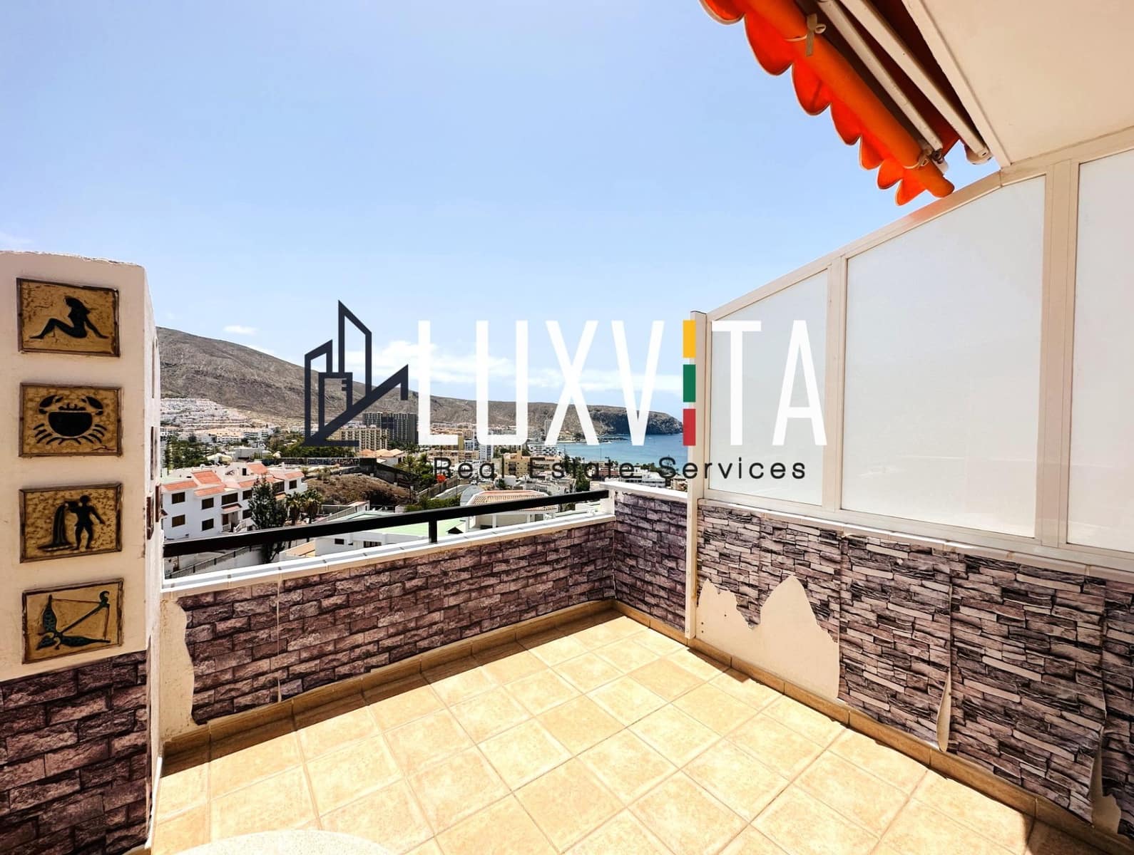 3 soveværelse Penthouse til salg i Los Cristianos med swimmingpool garage - € 549.000 (Ref: 8928882)