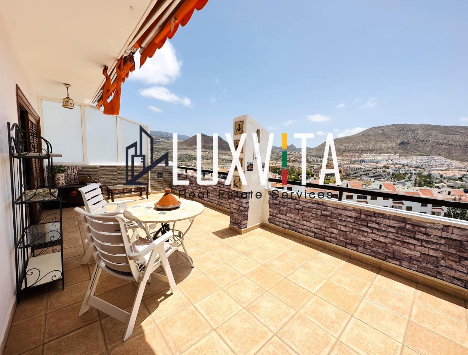 3 soveværelse Penthouse til salg i Los Cristianos med swimmingpool garage - € 549.000 (Ref: 8928882)