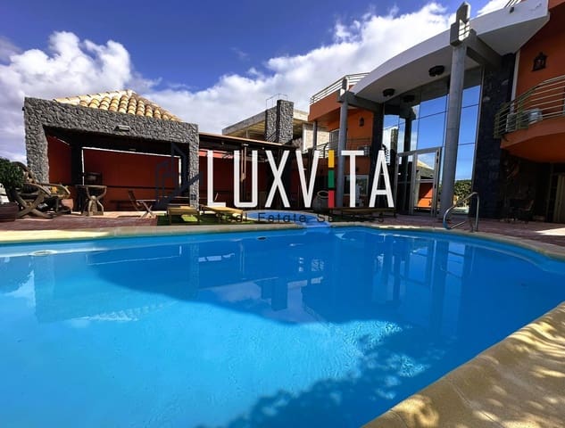 4 soveværelse Villa til salg i Playa de Fañabé Alto, Adeje med swimmingpool garage - € 3.000.000 (Ref: 9007802)