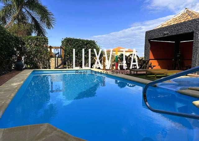 4 soveværelse Villa til salg i Playa de Fañabé Alto, Adeje med swimmingpool garage - € 3.000.000 (Ref: 9007802)