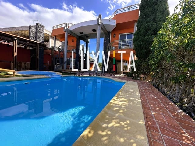 4 soveværelse Villa til salg i Playa de Fañabé Alto, Adeje med swimmingpool garage - € 3.000.000 (Ref: 9007802)