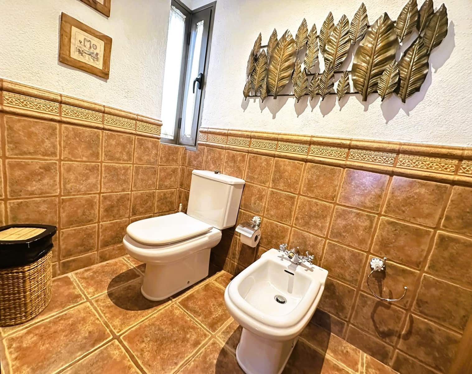 4 soveværelse Villa til salg i Costa Adeje med swimmingpool garage - € 3.000.000 (Ref: 9007802)