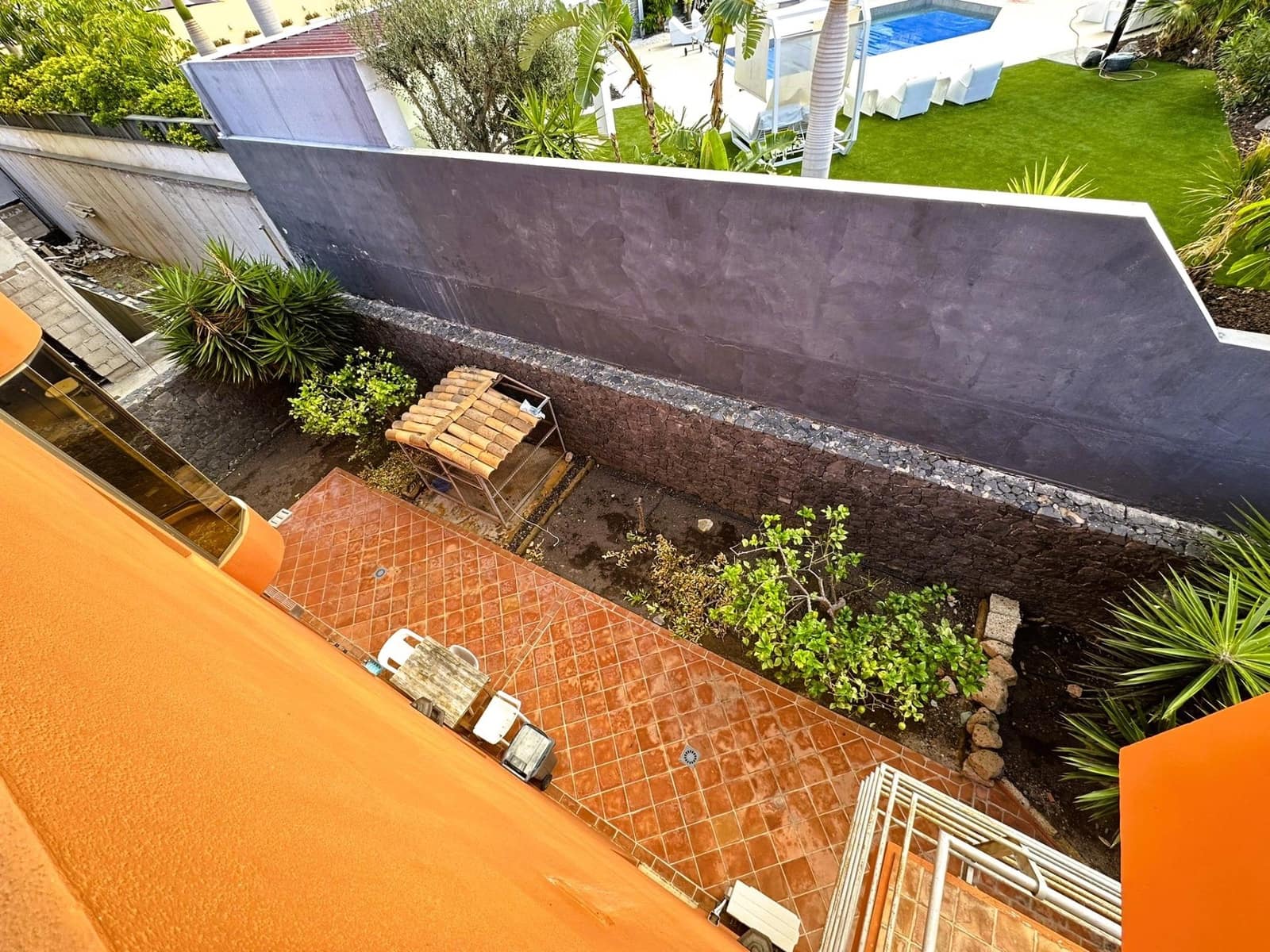 4 soveværelse Villa til salg i Costa Adeje med swimmingpool garage - € 3.000.000 (Ref: 9007802)