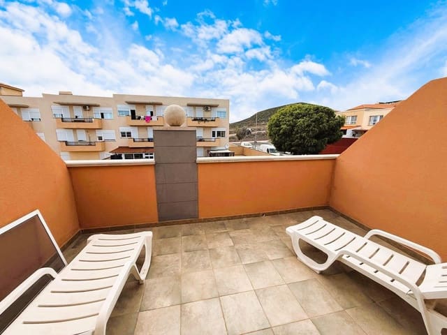 3 sovrum Radhus till salu i Llano del Camello, San Miguel de Abona med pool garage - 349 900 € (Ref: 9007803)