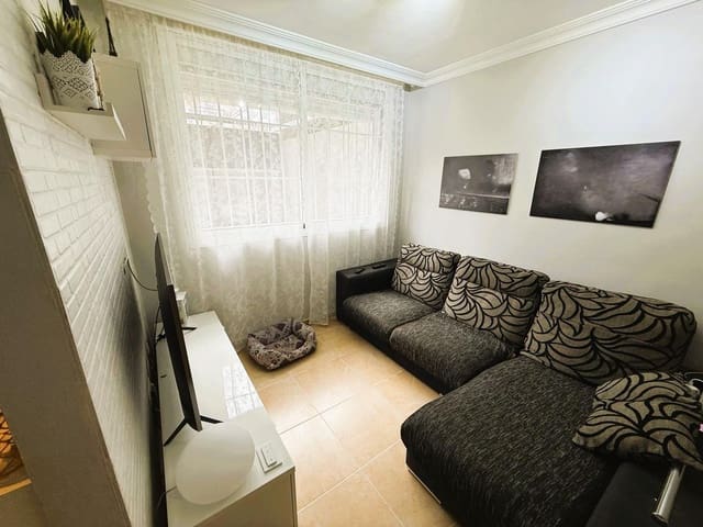 3 sovrum Radhus till salu i Llano del Camello, San Miguel de Abona med pool garage - 349 900 € (Ref: 9007803)