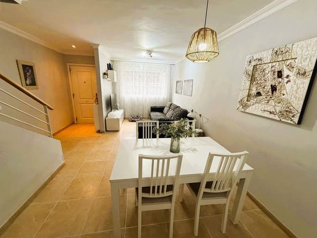 3 sovrum Radhus till salu i Llano del Camello, San Miguel de Abona med pool garage - 349 900 € (Ref: 9007803)