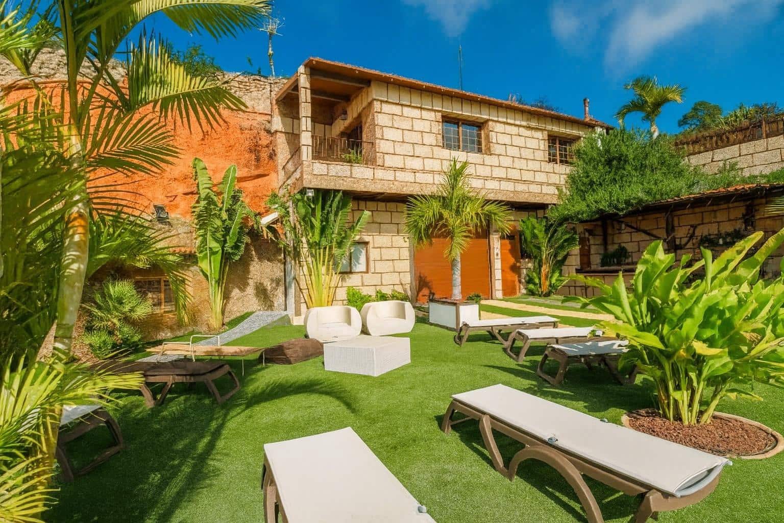 9 soveværelse Hotel til salg i Arico med swimmingpool garage - € 1.200.000 (Ref: 9160996)