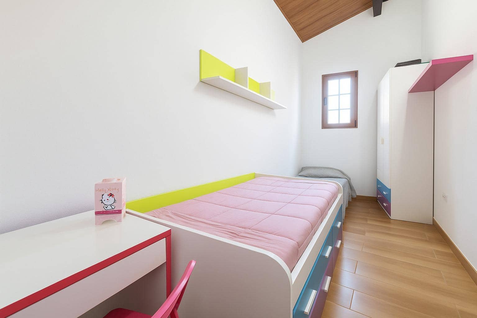 9 soveværelse Hotel til salg i Arico med swimmingpool garage - € 1.200.000 (Ref: 9160996)