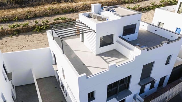 3 Zimmer Reihenhaus zu verkaufen in San Miguel de Abona mit Garage - 420.000 € (Ref: 9165770)