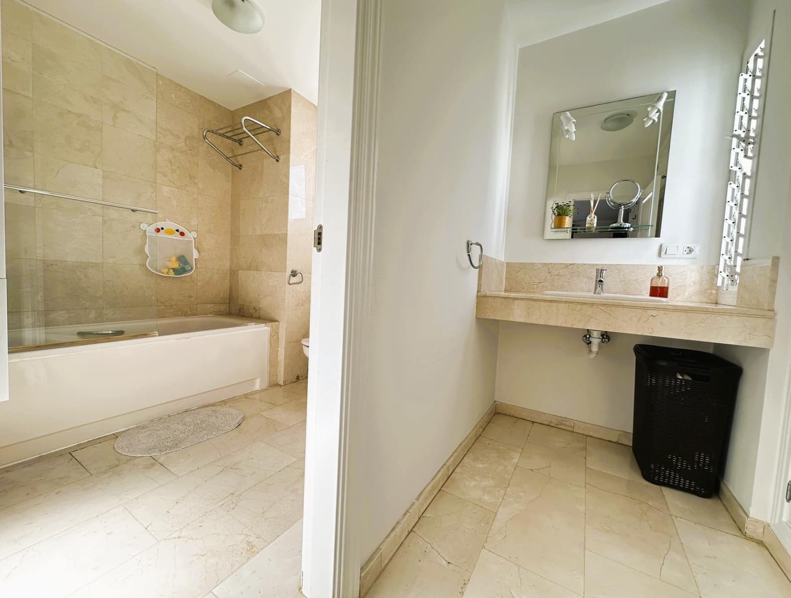 4 sypialnia Willa na sprzedaż w El Madronal z basenem garażem - 1 499 000 € (Ref: 9200488)