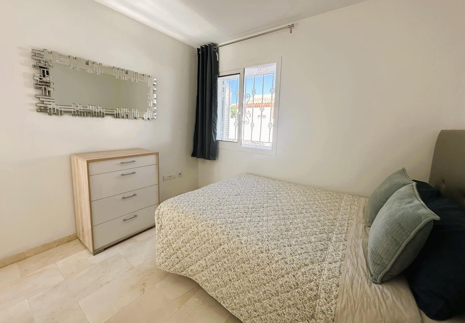 4 sypialnia Willa na sprzedaż w El Madronal z basenem garażem - 1 499 000 € (Ref: 9200488)