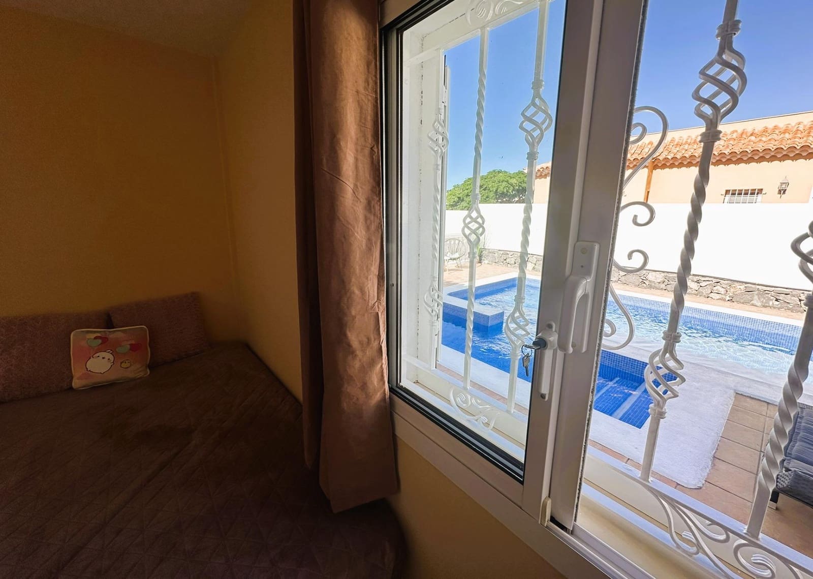 4 sypialnia Willa na sprzedaż w El Madronal z basenem garażem - 1 499 000 € (Ref: 9200488)