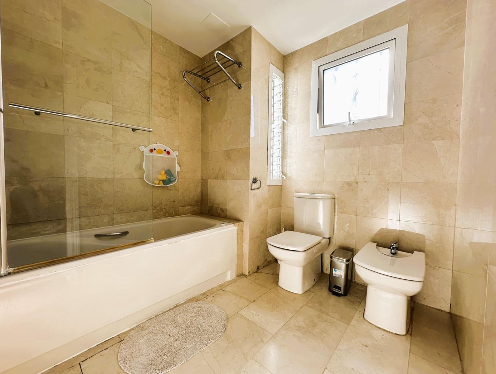 4 sypialnia Willa na sprzedaż w El Madronal z basenem garażem - 1 499 000 € (Ref: 9200488)