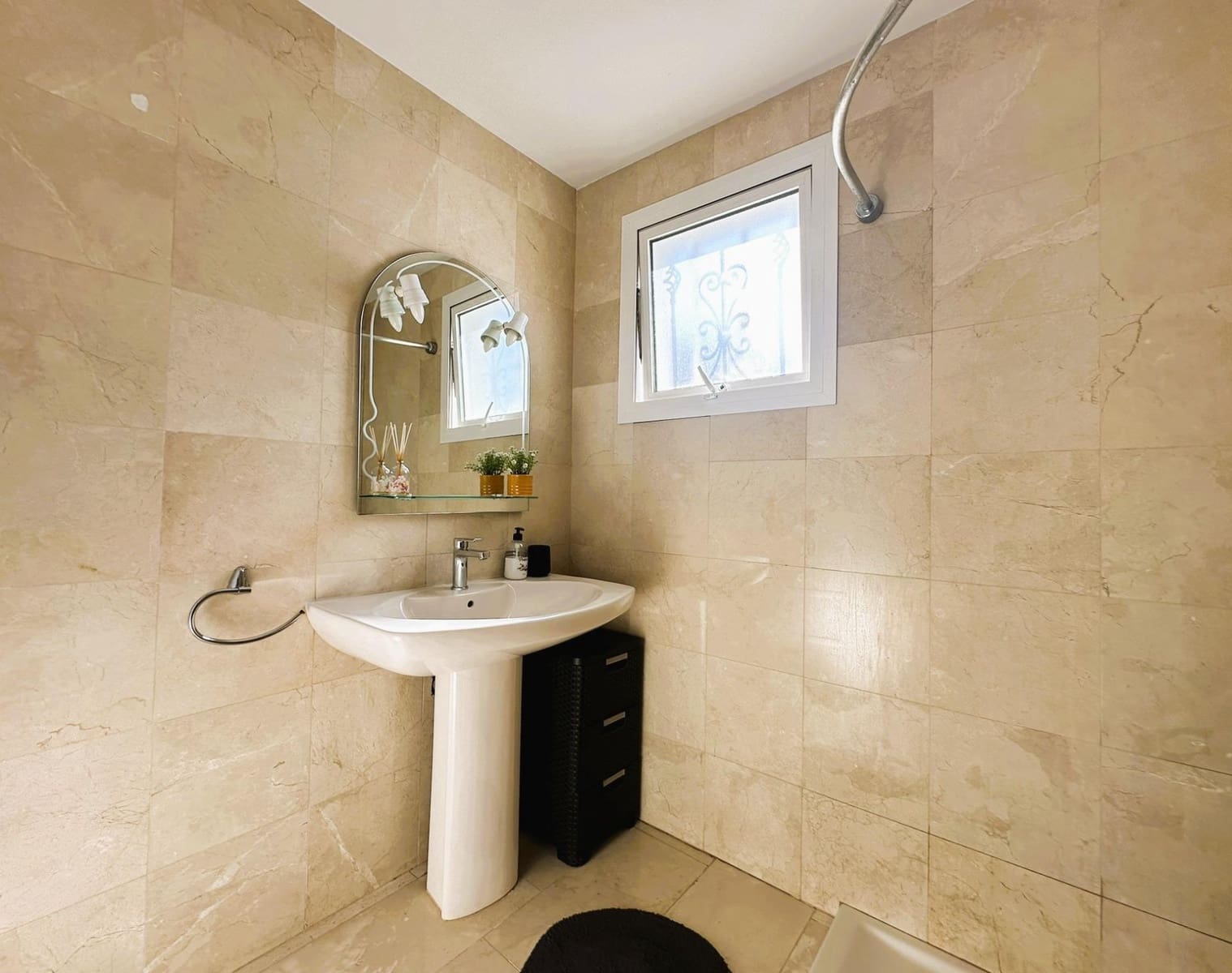 4 sypialnia Willa na sprzedaż w El Madronal z basenem garażem - 1 499 000 € (Ref: 9200488)