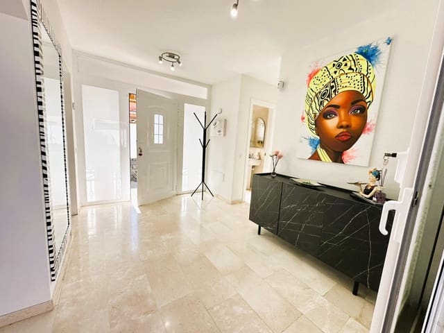 4 chambre Villa/Maison à vendre à El Madroñal, Adeje avec piscine garage - 1 499 000 € (Ref: 9200488)