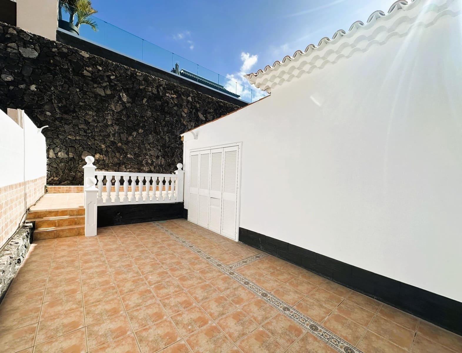 4 sypialnia Willa na sprzedaż w El Madronal z basenem garażem - 1 499 000 € (Ref: 9200488)