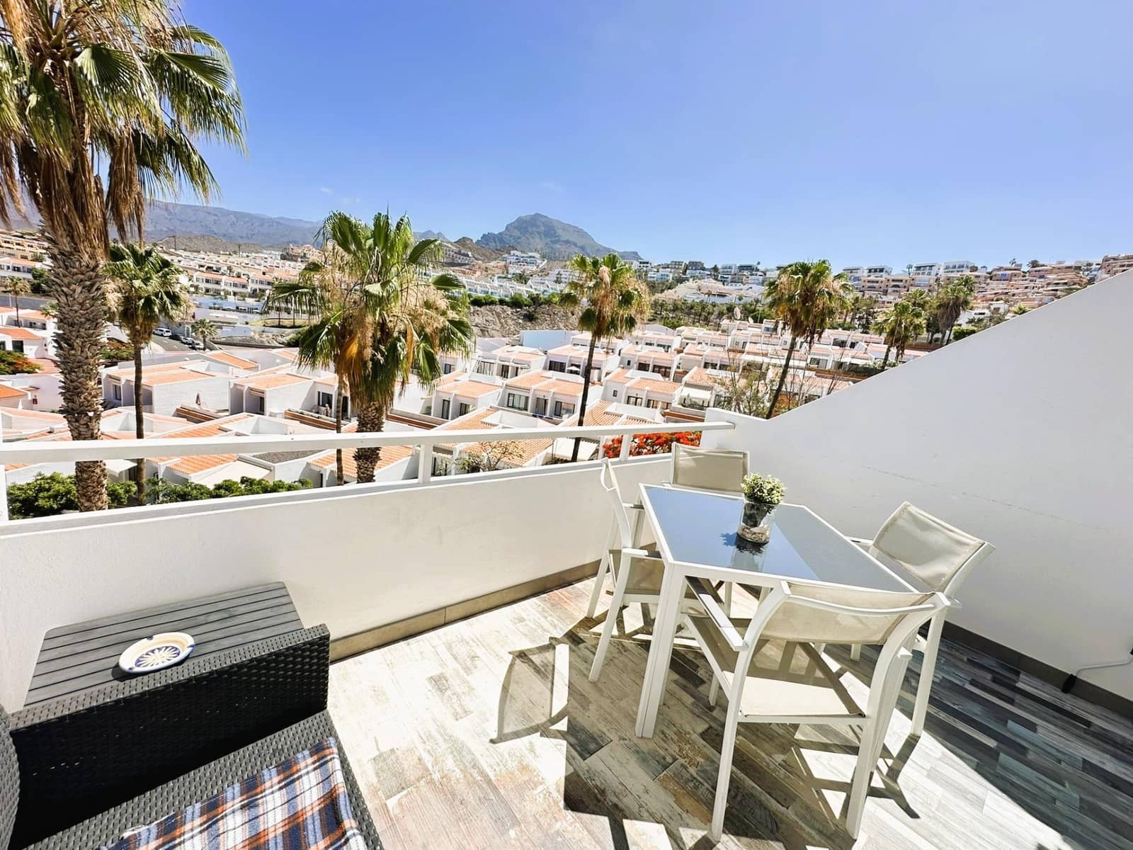 Studio na sprzedaż w Costa Adeje z basenem - 239 000 € (Ref: 9264548)