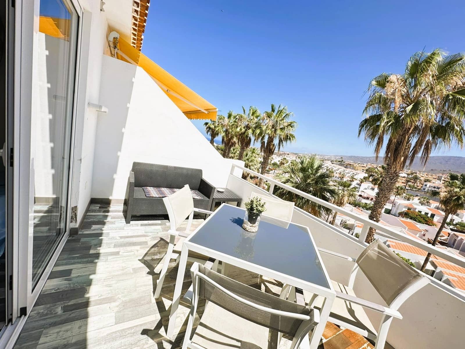 Studio na sprzedaż w Costa Adeje z basenem - 239 000 € (Ref: 9264548)