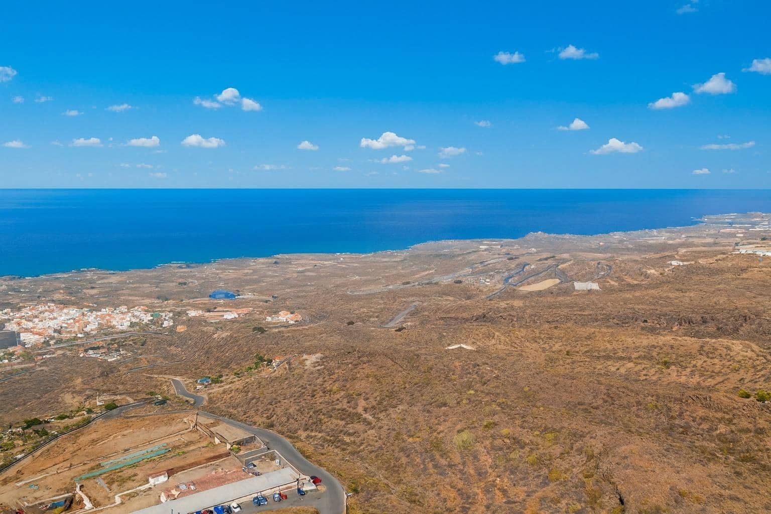 Ubebygd land til salgs i Adeje - € 79 000 (Ref: 9264549)