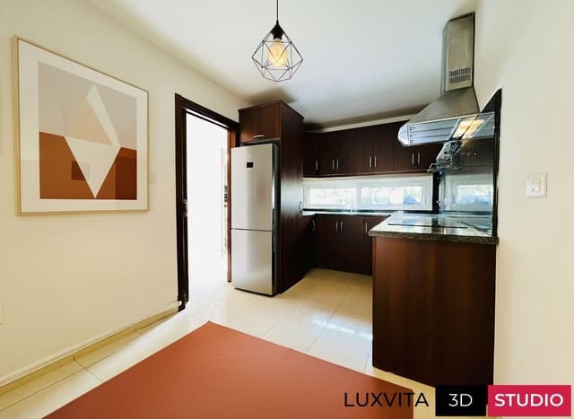 3 slaapkamer Rijtjeshuis te koop in Los Cristianos, Arona met zwembad garage - € 680.000 (Ref: 9326478)