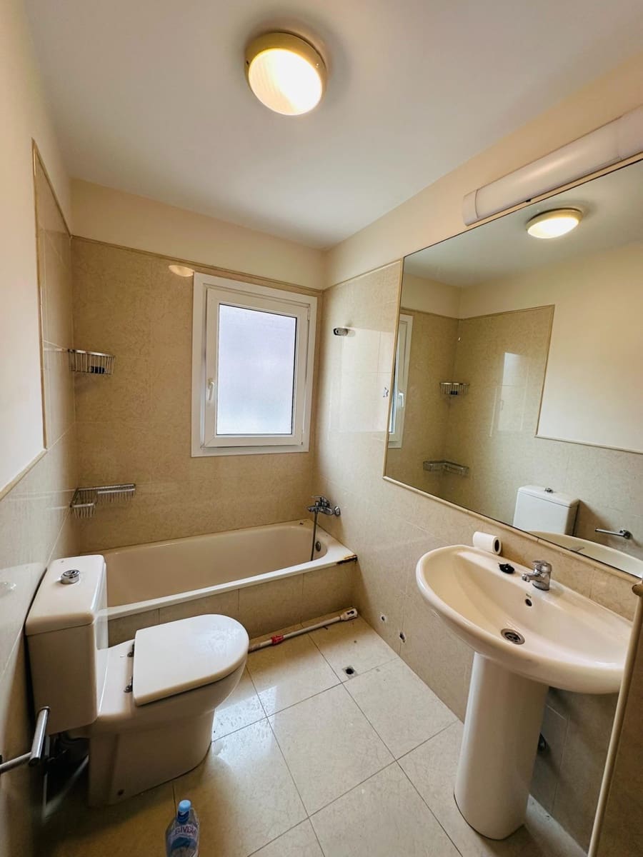 3 slaapkamer Rijtjeshuis te koop in Los Cristianos met zwembad garage - € 680.000 (Ref: 9326478)