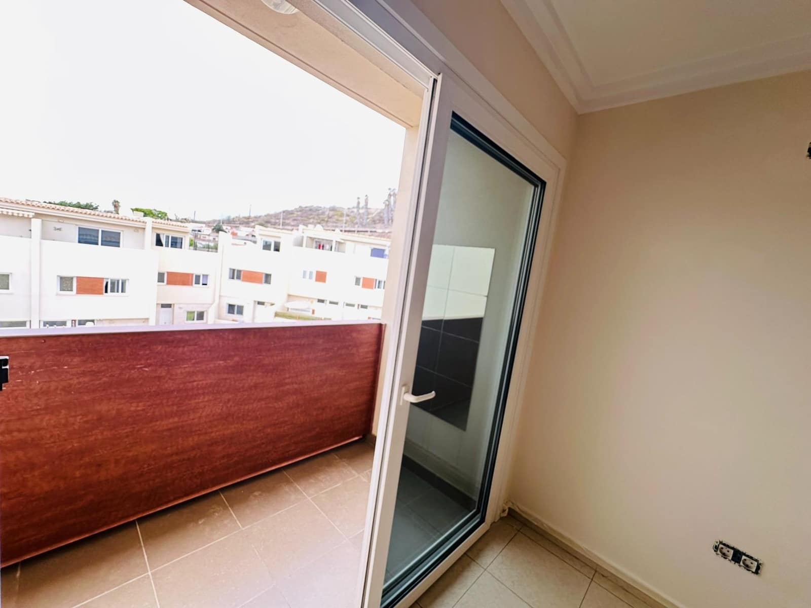 3 slaapkamer Rijtjeshuis te koop in Los Cristianos met zwembad garage - € 680.000 (Ref: 9326478)