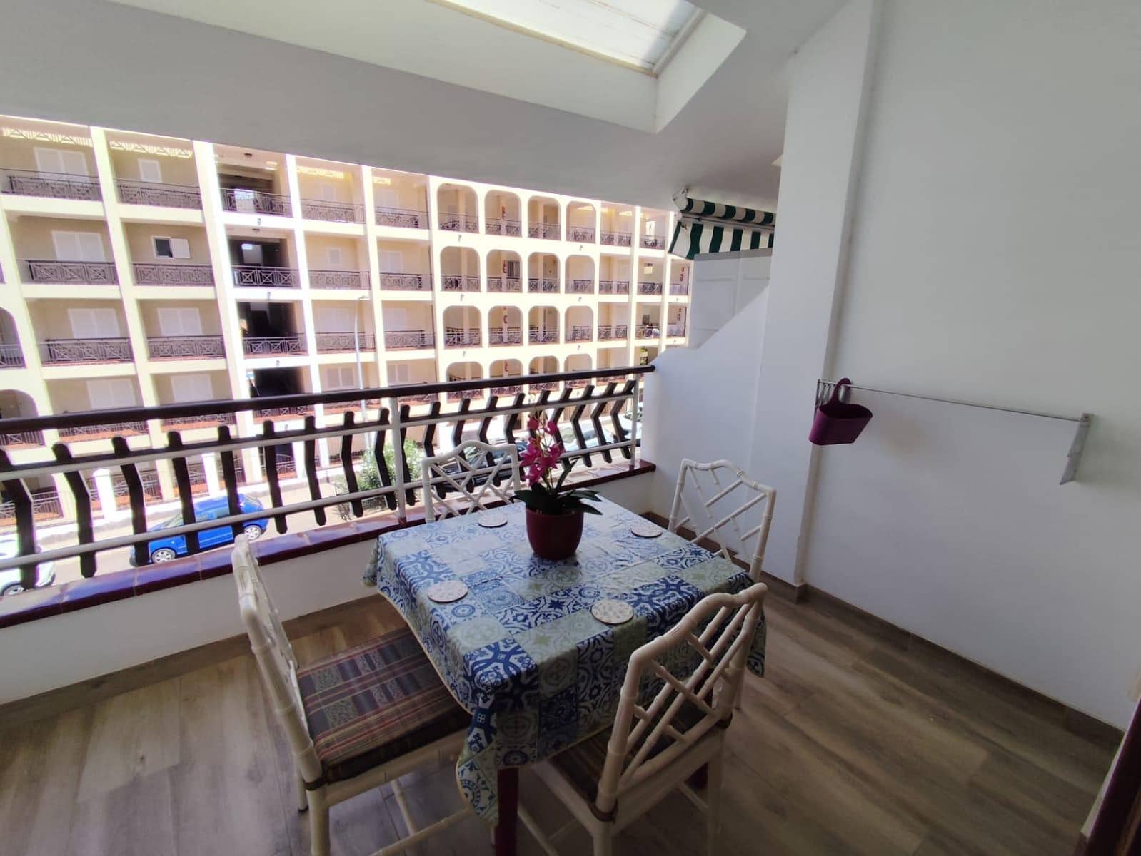 1 quarto Apartamento para venda em Los Cristianos com piscina - 285 000 € (Ref: 9341217)