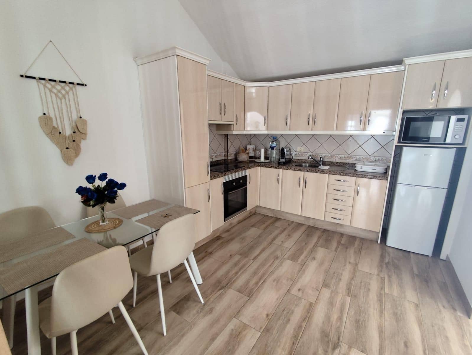 1 quarto Apartamento para venda em Los Cristianos com piscina - 285 000 € (Ref: 9341217)