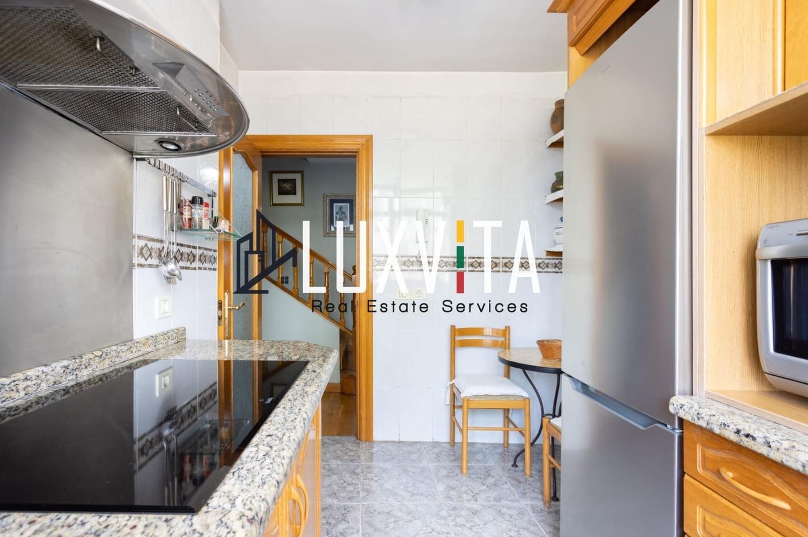 4 quarto Penthouse para venda em Playa de las Americas com piscina garagem - 645 000 € (Ref: 9419778)