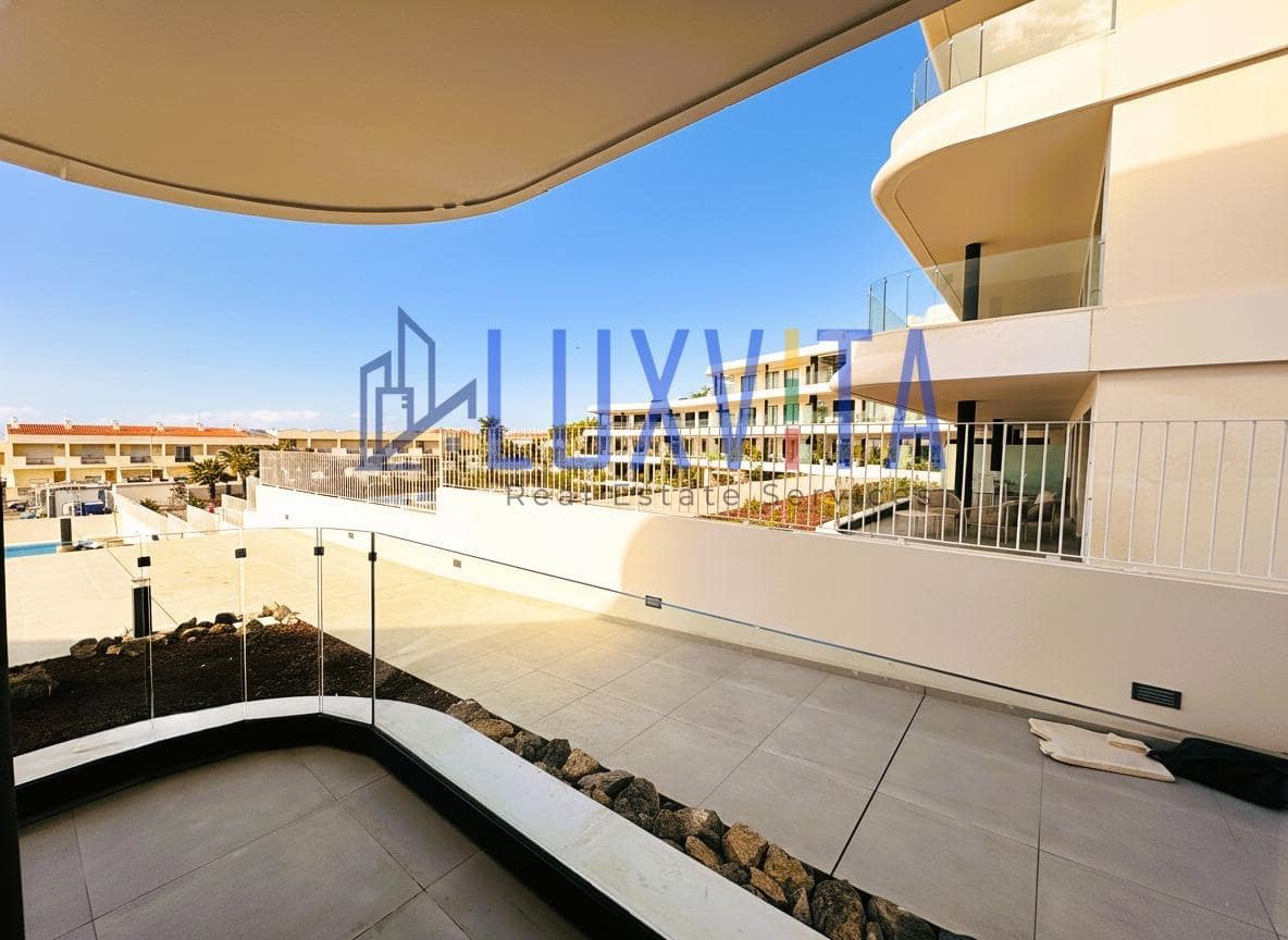 2 sovrum Lägenhet till salu i El Madronal med pool - 590 000 € (Ref: 9437130)