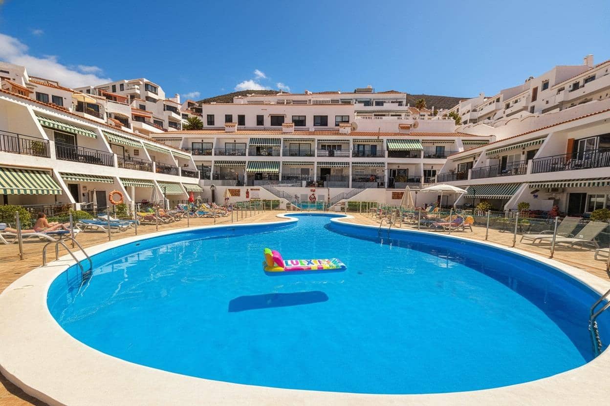 1 soverom Leilighet til salgs i Los Cristianos med svømmebasseng - € 245 000 (Ref: 9446353)