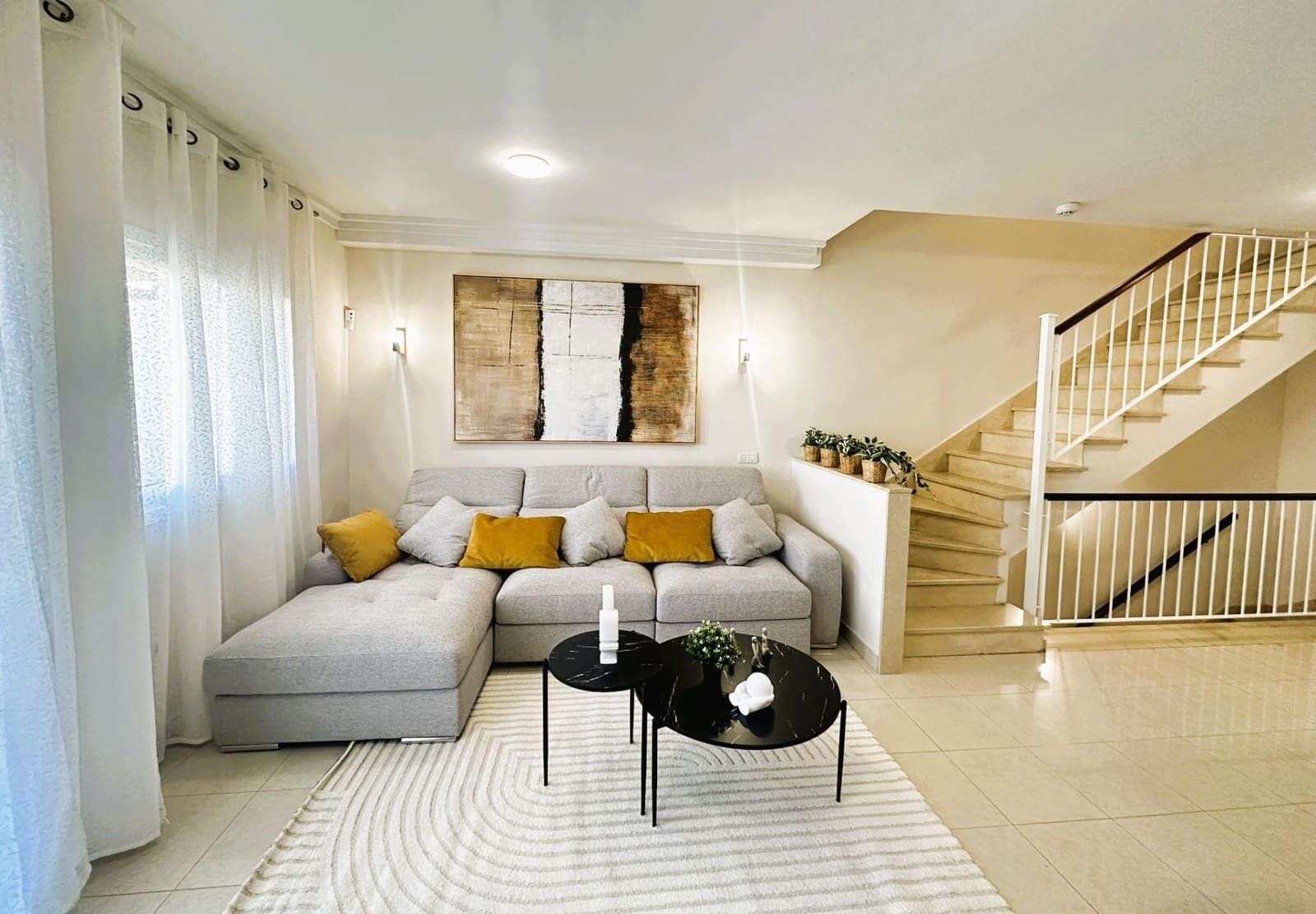 3 makuuhuone Rivitalo myytävänä paikassa Los Cristianos mukana uima-altaan 
autotalli - 680 000 € (Ref: 9456284)