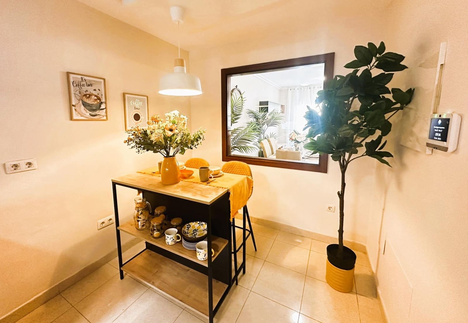 3 makuuhuone Rivitalo myytävänä paikassa Los Cristianos mukana uima-altaan 
autotalli - 680 000 € (Ref: 9456284)