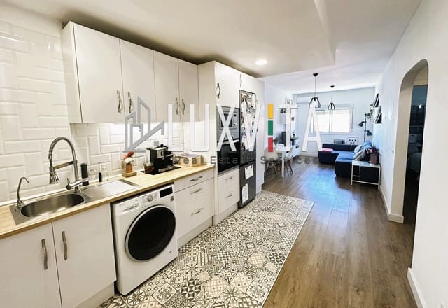 2 makuuhuone Huoneisto myytävänä paikassa Guía de Isora mukana 
autotalli - 193 000 € (Ref: 9524308)