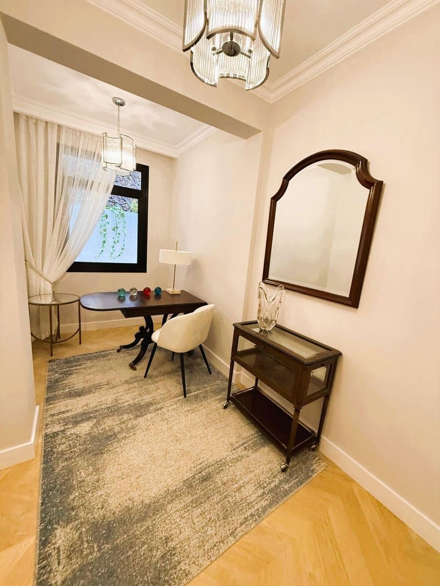 4 soverom Villa til salgs i Costa Adeje med svømmebasseng garasje - € 2 600 000 (Ref: 9543654)