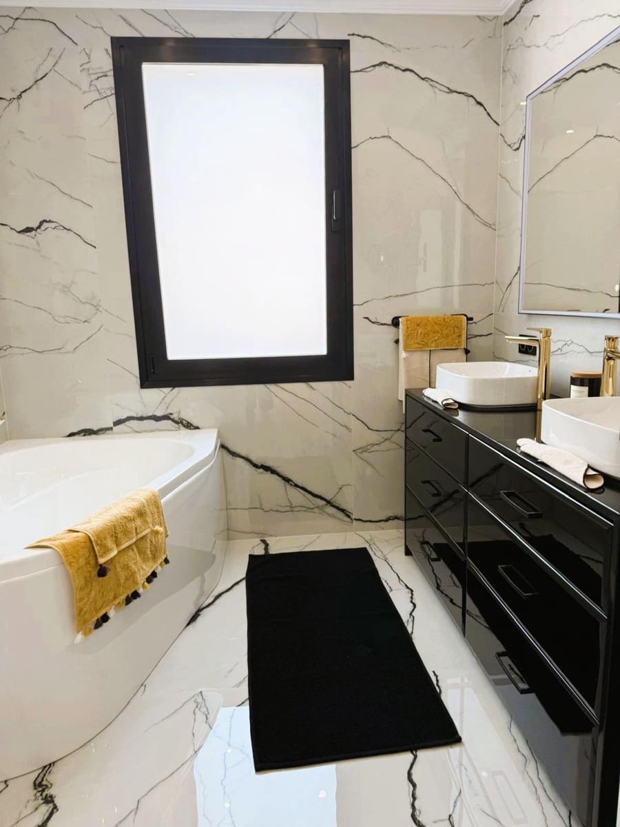 4 soverom Villa til salgs i Costa Adeje med svømmebasseng garasje - € 2 600 000 (Ref: 9543654)