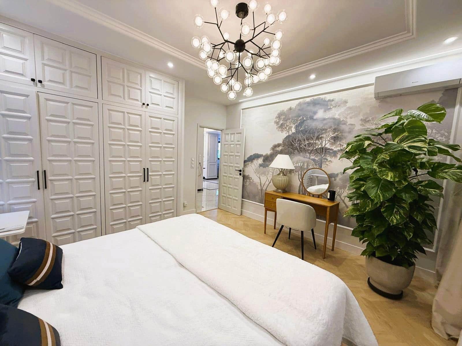 4 soverom Villa til salgs i Costa Adeje med svømmebasseng garasje - € 2 600 000 (Ref: 9543654)