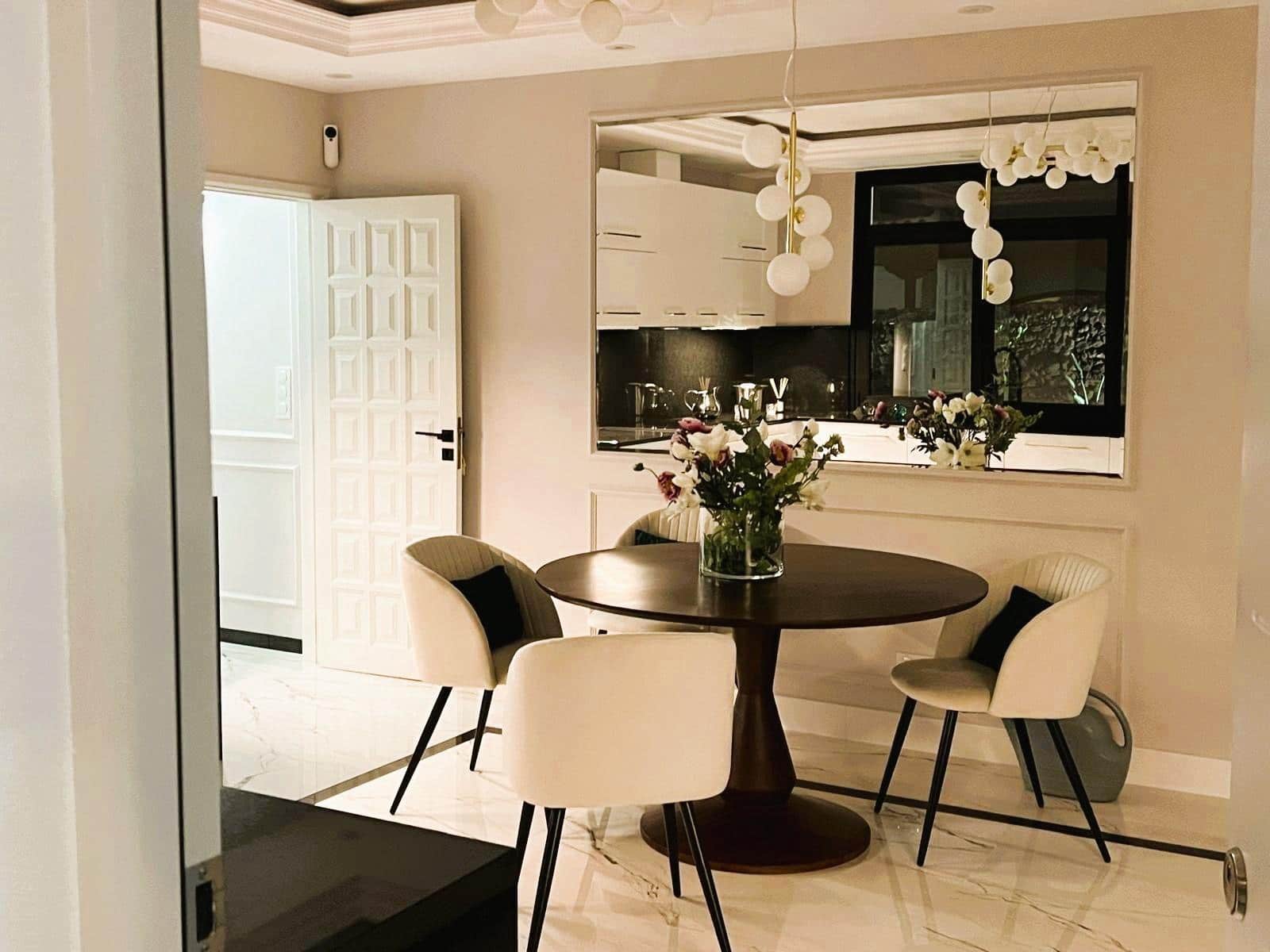 4 soverom Villa til salgs i Costa Adeje med svømmebasseng garasje - € 2 600 000 (Ref: 9543654)