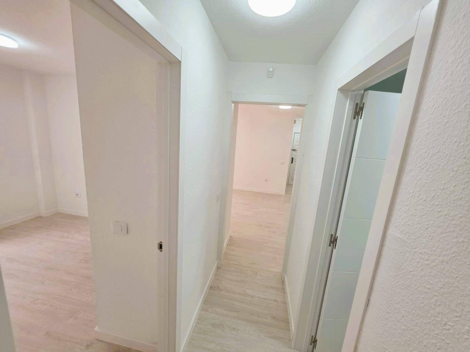 2 sypialnia Apartament na sprzedaż w Arona z basenem garażem - 272 000 € (Ref: 9565259)