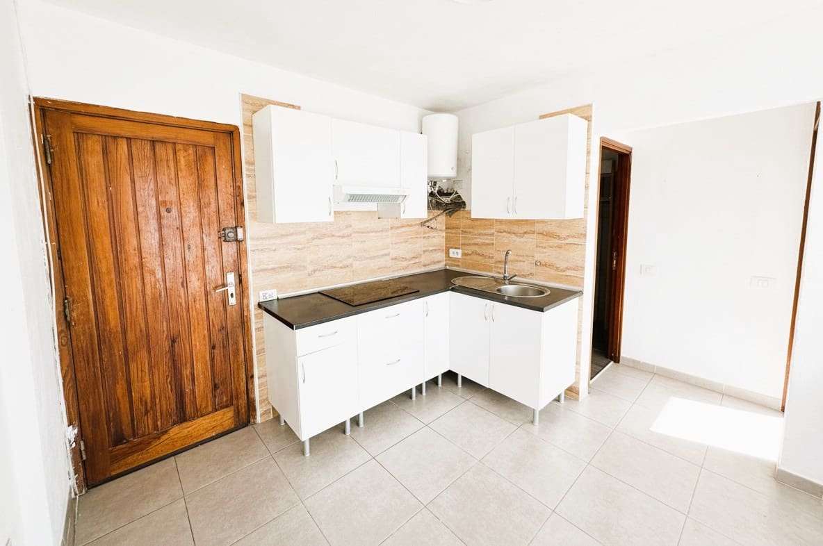 1 quarto Apartamento para venda em Playa de las Americas - 280 000 € (Ref: 9619245)