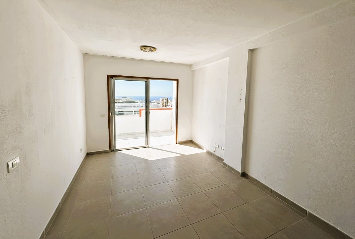 1 quarto Apartamento para venda em Playa de las Americas - 280 000 € (Ref: 9619245)