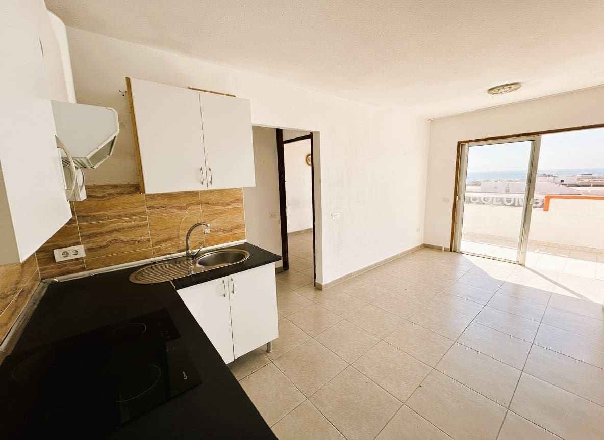 1 quarto Apartamento para venda em Playa de las Americas - 280 000 € (Ref: 9619245)