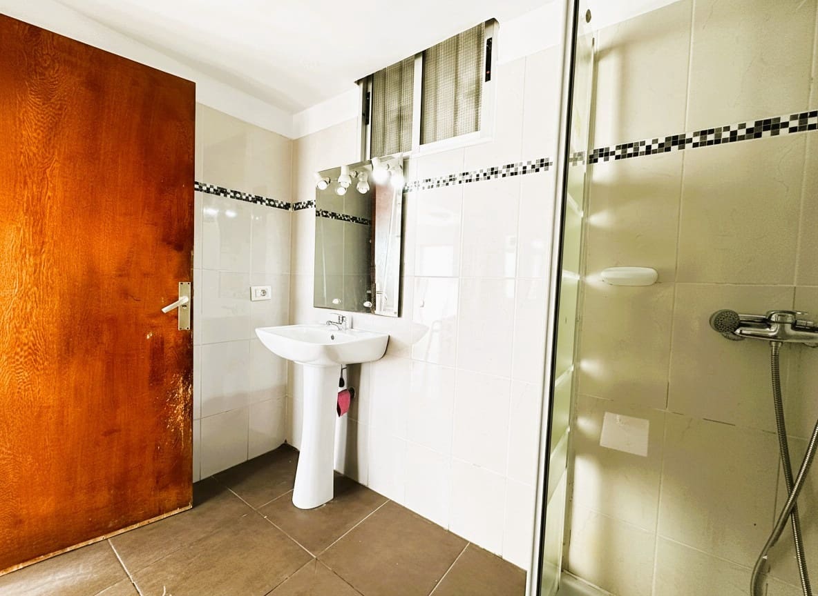 1 quarto Apartamento para venda em Playa de las Americas - 280 000 € (Ref: 9619245)