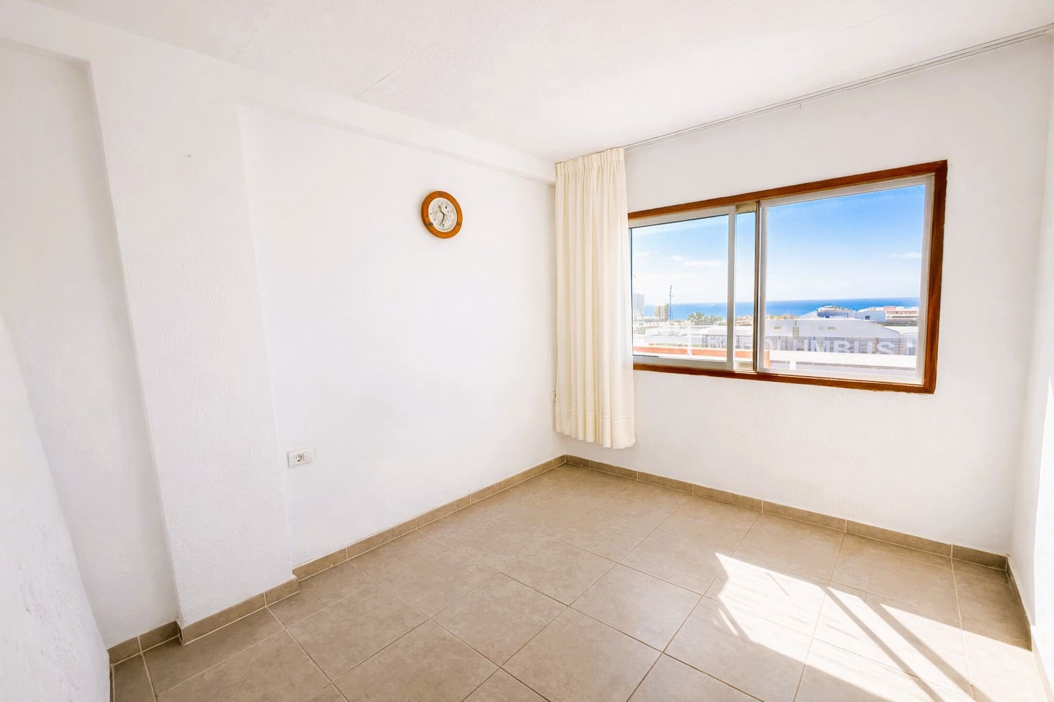 1 quarto Apartamento para venda em Playa de las Americas - 280 000 € (Ref: 9619245)