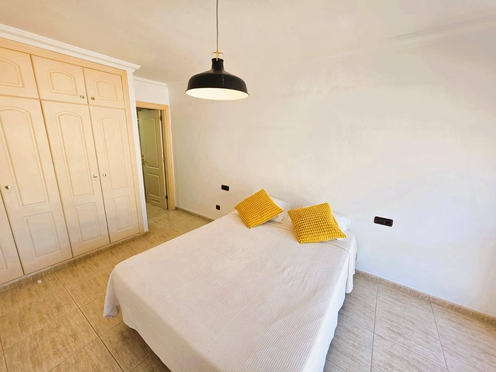 3 chambre Appartement à vendre à Adeje - 359 000 € (Ref: 9648156)