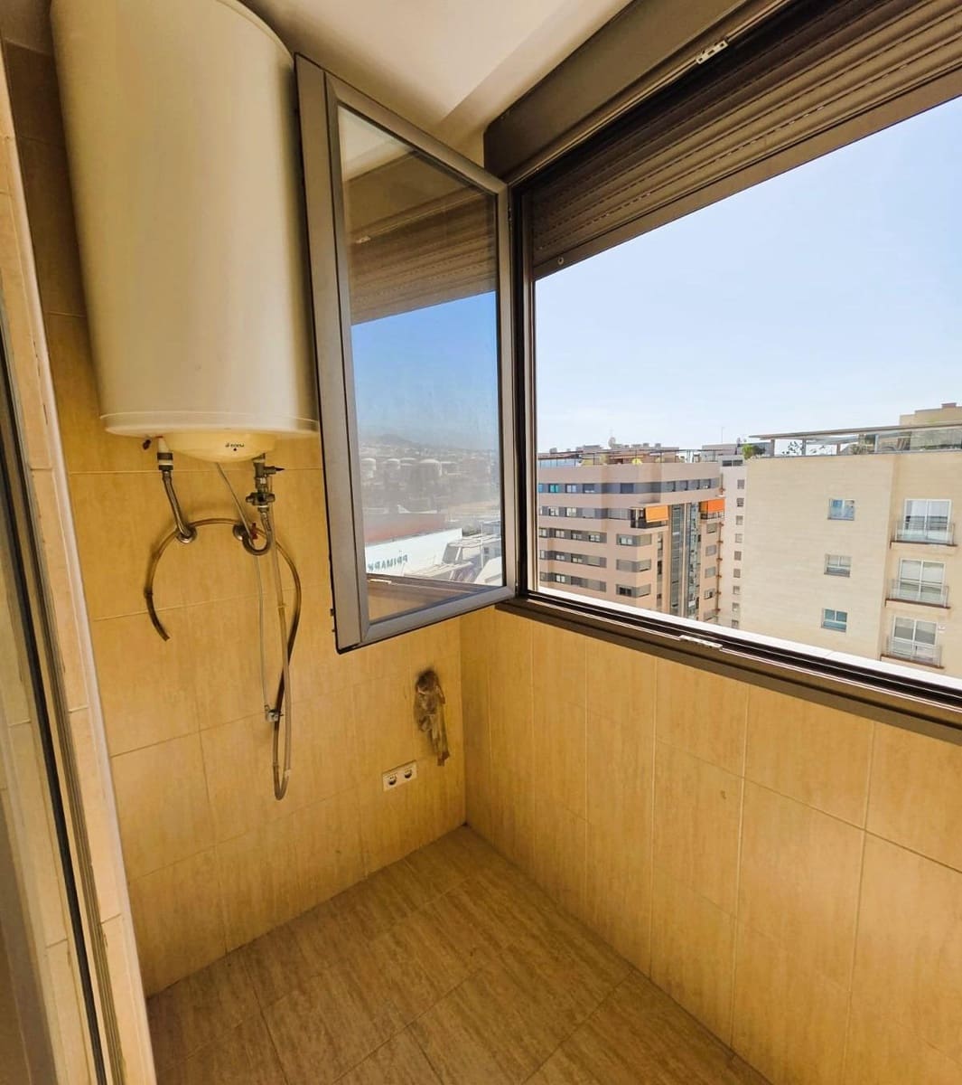 4 chambre Penthouse à vendre à Santa Cruz de Tenerife avec garage - 560 000 € (Ref: 9648157)