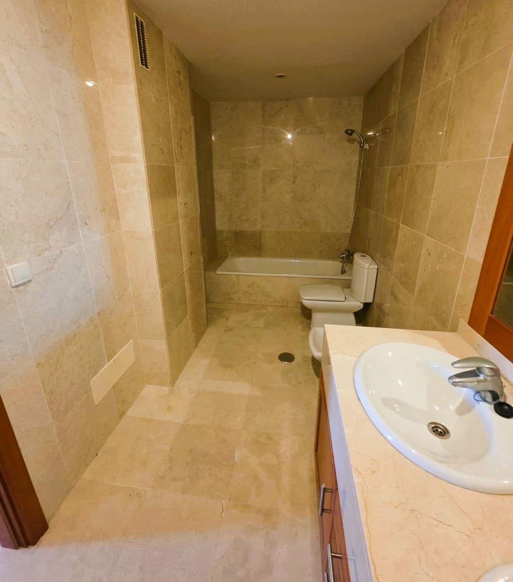 4 chambre Penthouse à vendre à Santa Cruz de Tenerife avec garage - 560 000 € (Ref: 9648157)