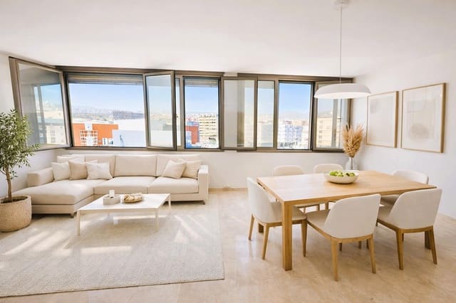 4 chambre Penthouse à vendre à Los Llanos, Santa Cruz de Tenerife avec garage - 560 000 € (Ref: 9648157)