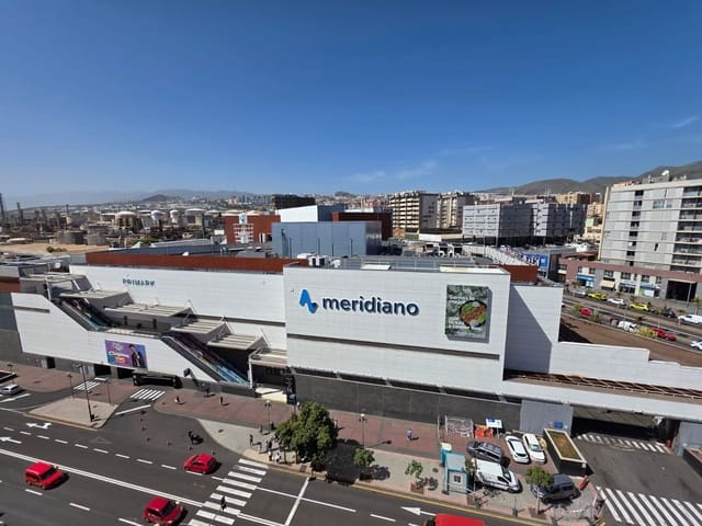 4 chambre Penthouse à vendre à Los Llanos, Santa Cruz de Tenerife avec garage - 560 000 € (Ref: 9648157)